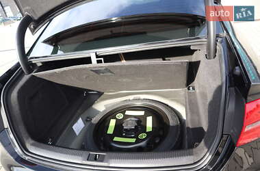 Седан Audi A4 2013 в 