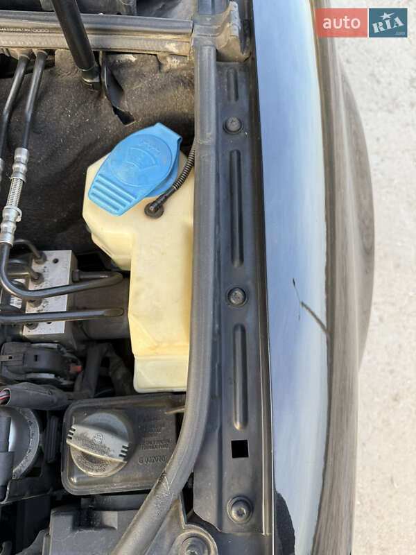 Седан Audi A4 2006 в Южном фото 21 Седан Audi A4 2006 в Южном