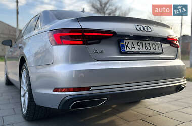 Седан Audi A4 2019 в 