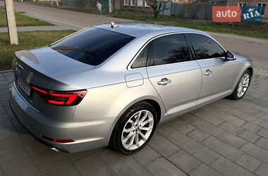 Седан Audi A4 2019 в 