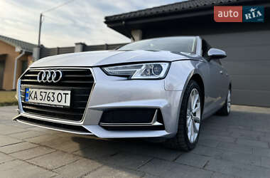 Седан Audi A4 2019 в 
