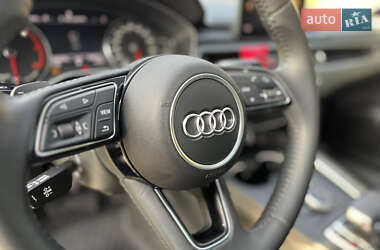 Седан Audi A4 2019 в 