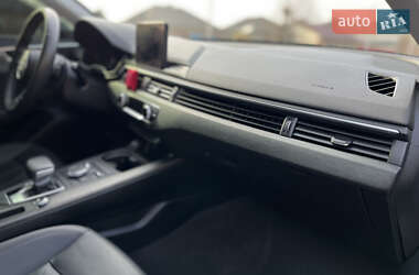 Седан Audi A4 2019 в 