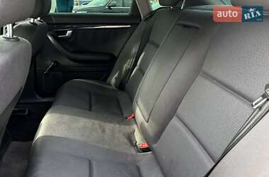 Седан Audi A4 2001 в 