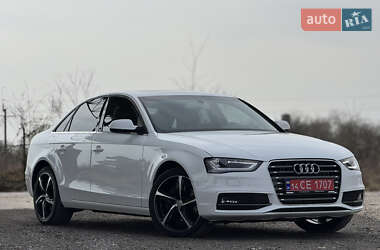 Седан Audi A4 2014 в 