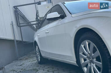 Седан Audi A4 2009 в 