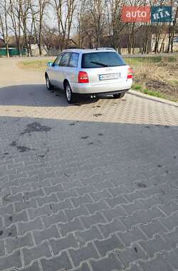 Універсал Audi A4 2001 в 