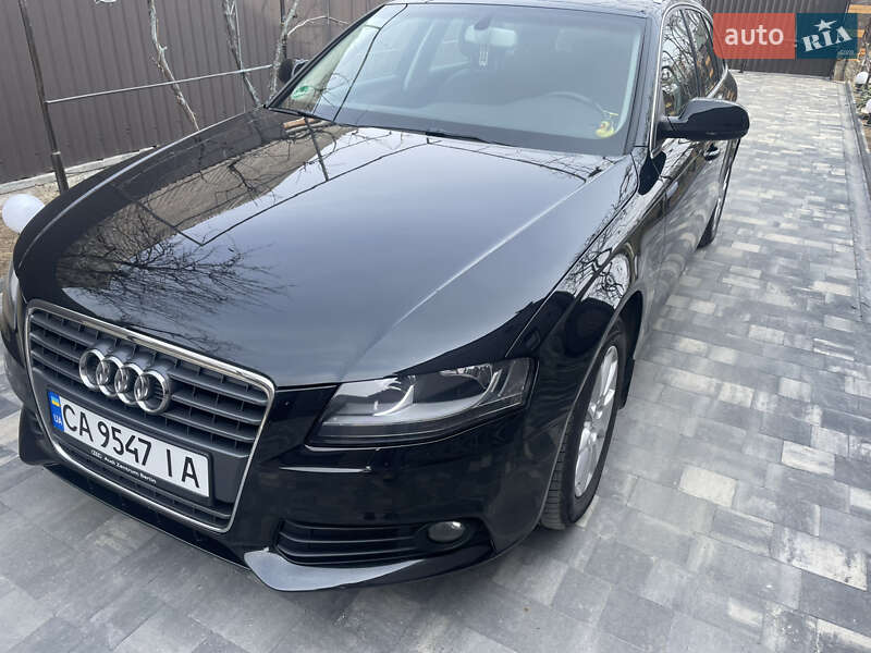 Универсал Audi A4 2011 в Умани