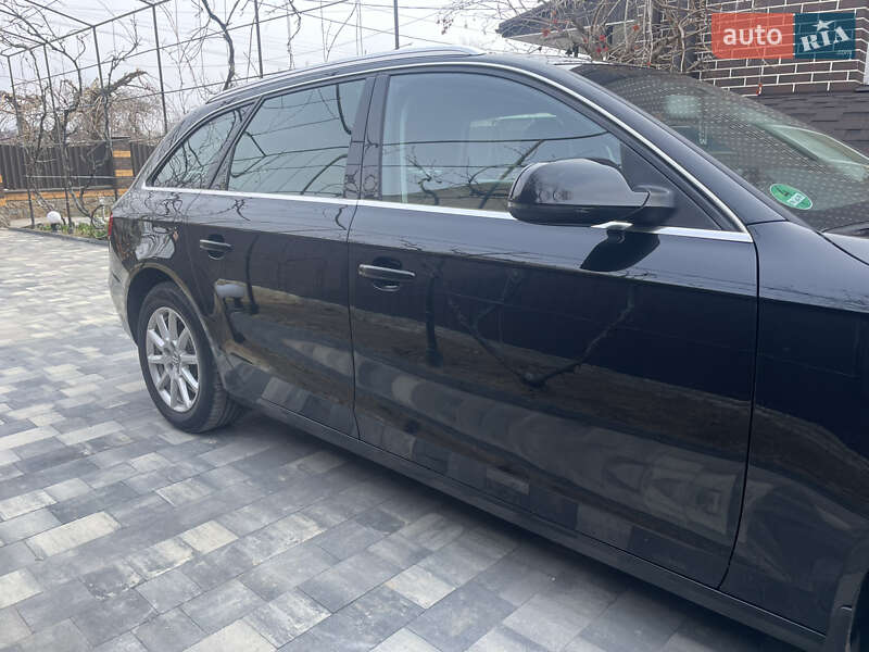 Универсал Audi A4 2011 в Умани