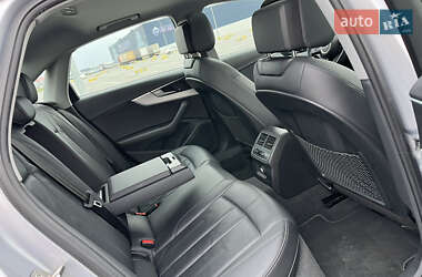 Седан Audi A4 2017 в 