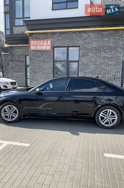 Седан Audi A4 2017 в 