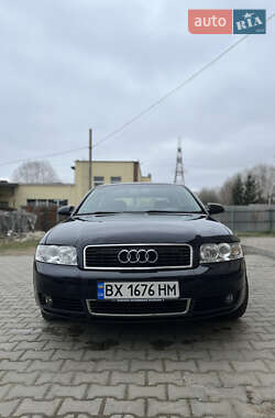 Седан Audi A4 2004 в 