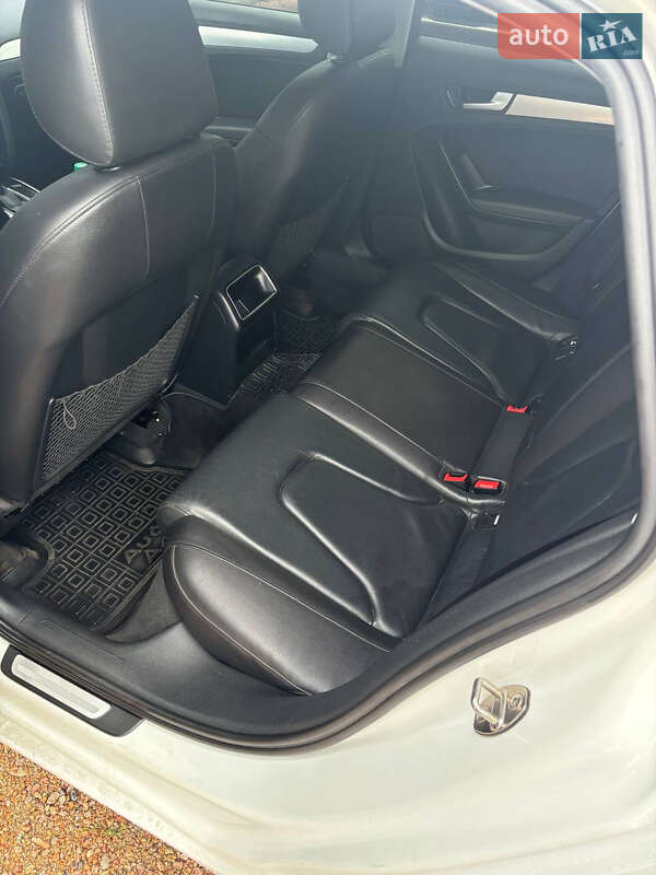 Седан Audi A4 2009 в Луцьку