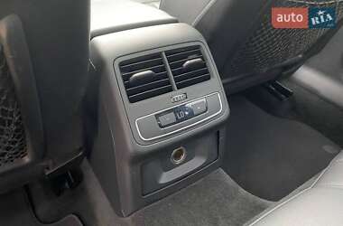 Седан Audi A4 2016 в 