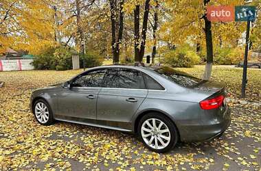 Седан Audi A4 2014 в 