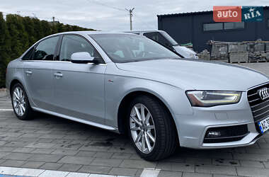Седан Audi A4 2013 в 