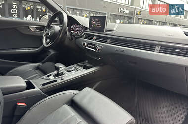 Седан Audi A4 2016 в 