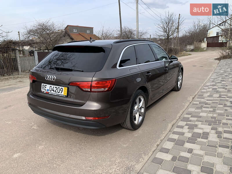 Универсал Audi A4 2018 в Житомире