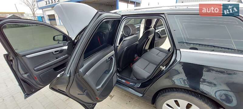 Универсал Audi A4 2006 в Раздельной