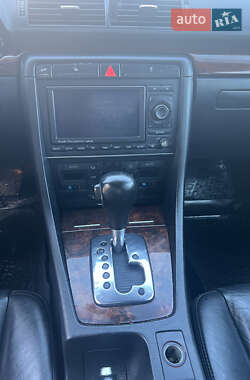 Седан Audi A4 2005 в 