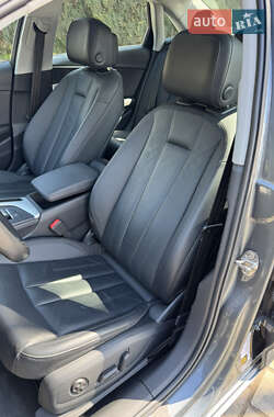 Седан Audi A4 2016 в 