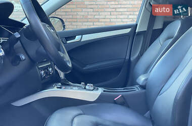 Седан Audi A4 2013 в 