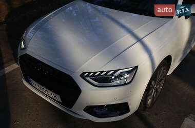 Седан Audi A4 2020 в 