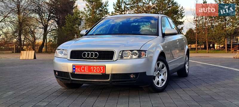 Седан Audi A4 2003 в Самборі