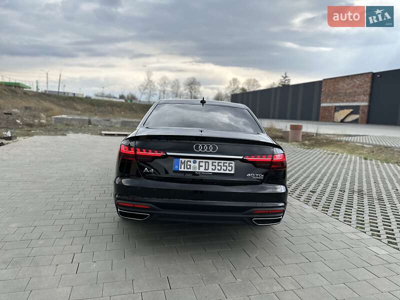 Седан Audi A4 2021 в Хмельницком