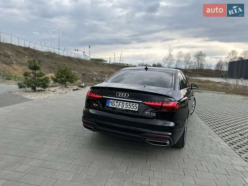 Седан Audi A4 2021 в Хмельницком