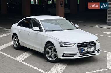 Седан Audi A4 2012 в 