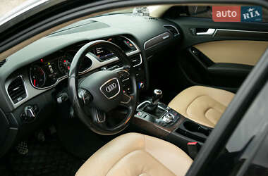 Седан Audi A4 2013 в 
