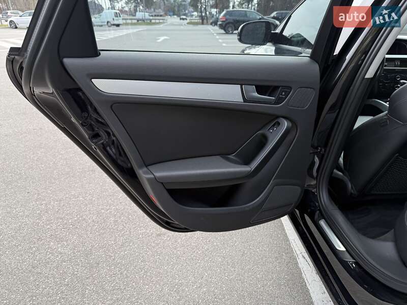 Универсал Audi A4 2010 в Киеве