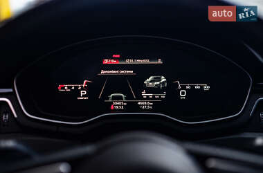 Седан Audi A4 2020 в 