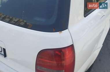 Универсал Audi A4 2001 в 