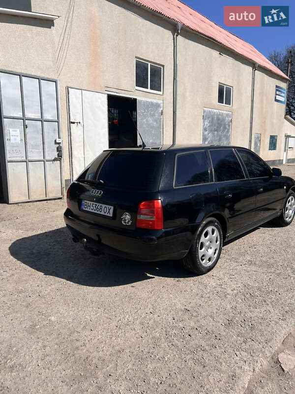Універсал Audi A4 2001 в Кодимі