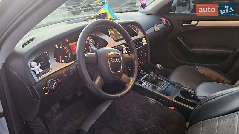 Седан Audi A4 2011 в Борисполе