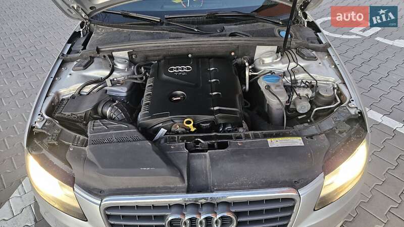 Седан Audi A4 2011 в Борисполе