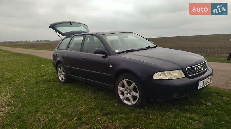 Універсал Audi A4 2001 в 