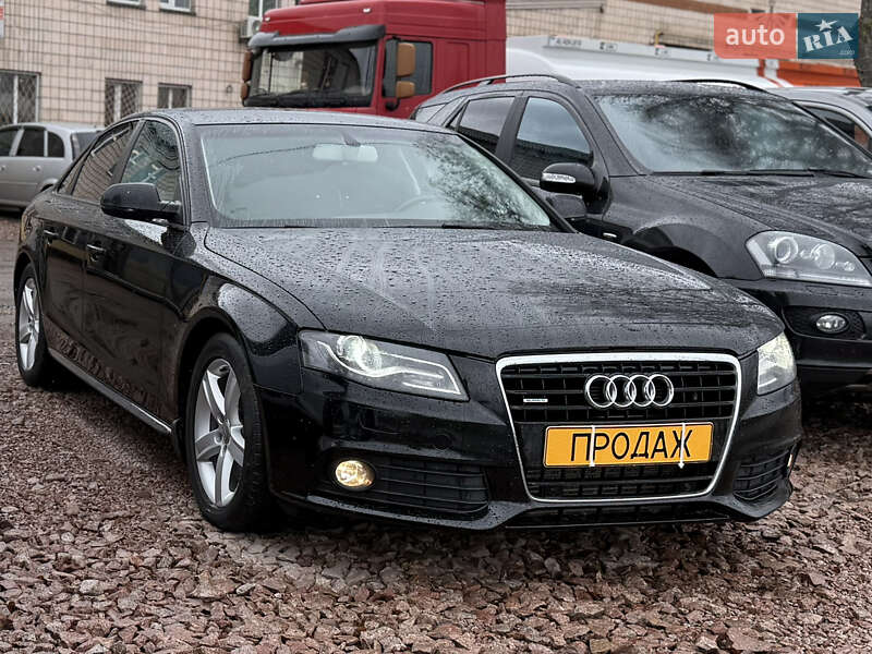 Audi A4 2011
