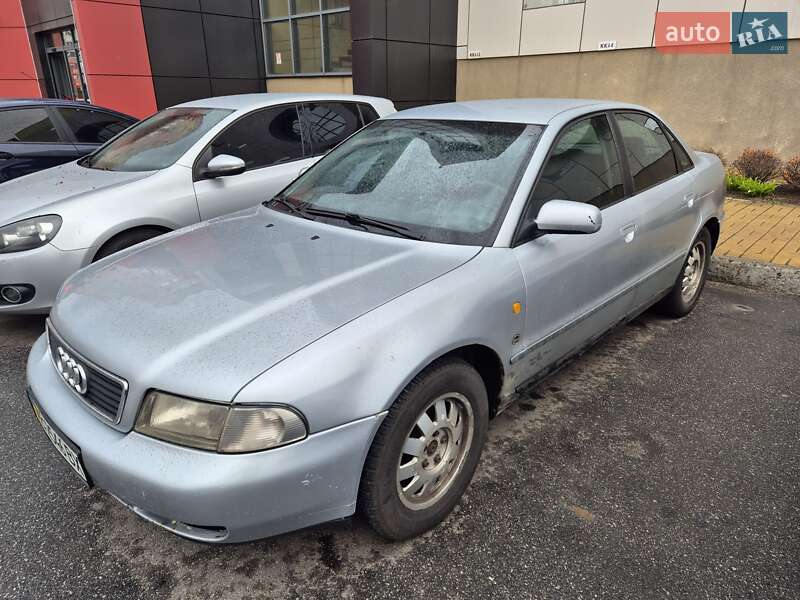 Седан Audi A4 1997 в Вінниці