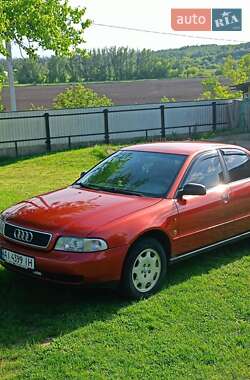 Седан Audi A4 1995 в 