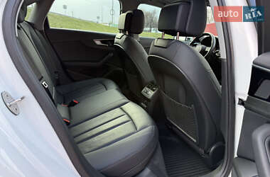 Седан Audi A4 2020 в 