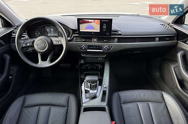 Седан Audi A4 2020 в 