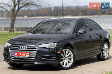 Седан Audi A4 2016 в Киеве