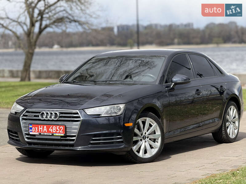 Audi A4 2016
