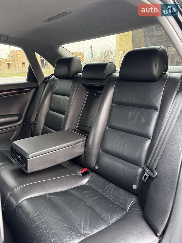 Седан Audi A4 2002 в Запорожье