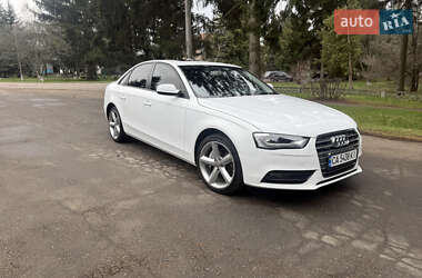 Седан Audi A4 2013 в 