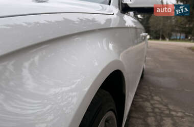 Седан Audi A4 2013 в 