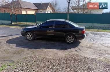 Седан Audi A4 1995 в 